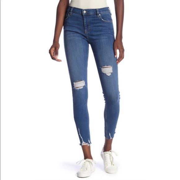 Free People Denim - Free People Shark Bite skinny distressed jeans